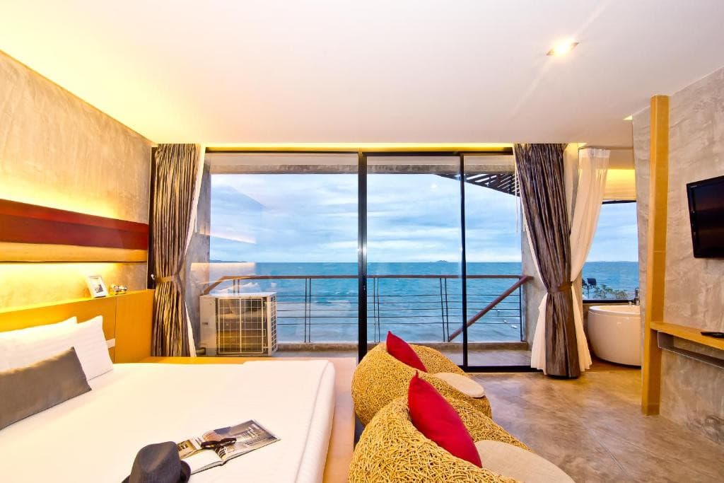 The Now Hotel