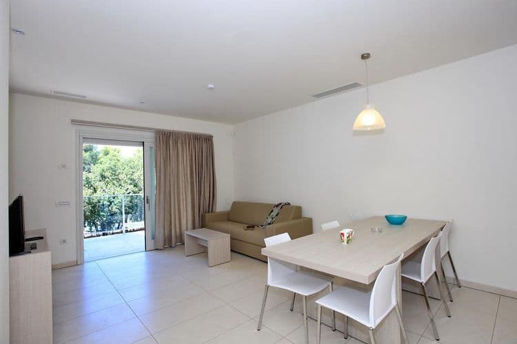 Crvena Luka Hotel & Resort