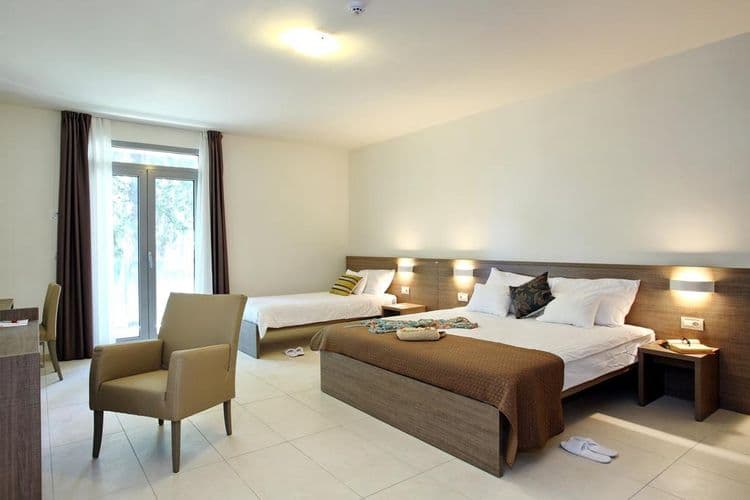 Crvena Luka Hotel & Resort
