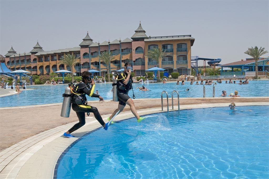 Dreams Beach Resort