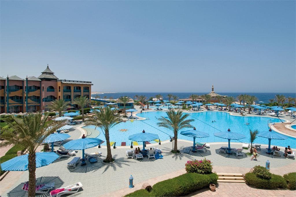 Dreams Beach Resort