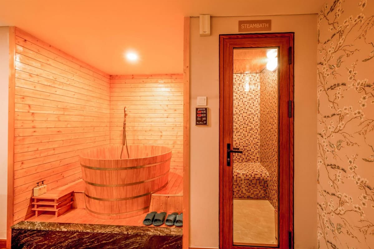 SEASHELLS HOTEL & SPA