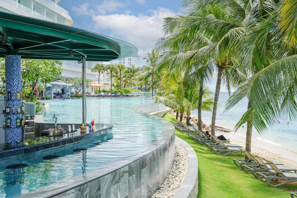 SEASHELLS HOTEL & SPA