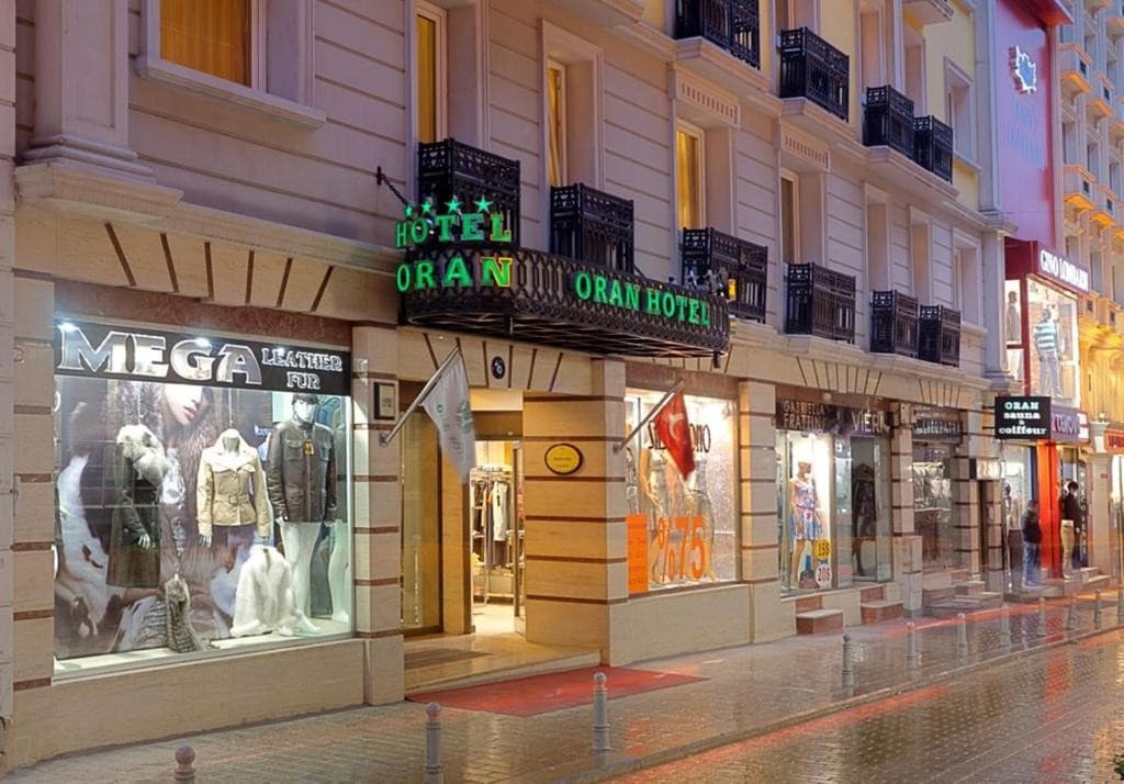 ORAN HOTEL