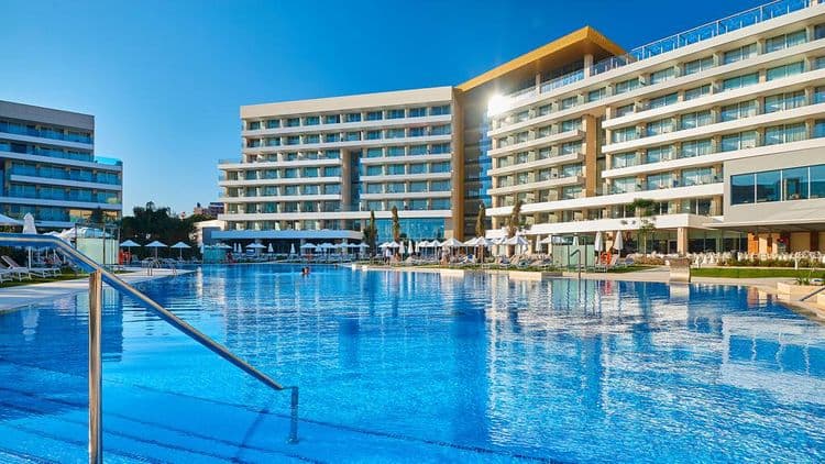 Hipotels Playa de Palma Palace Hotel & Spa