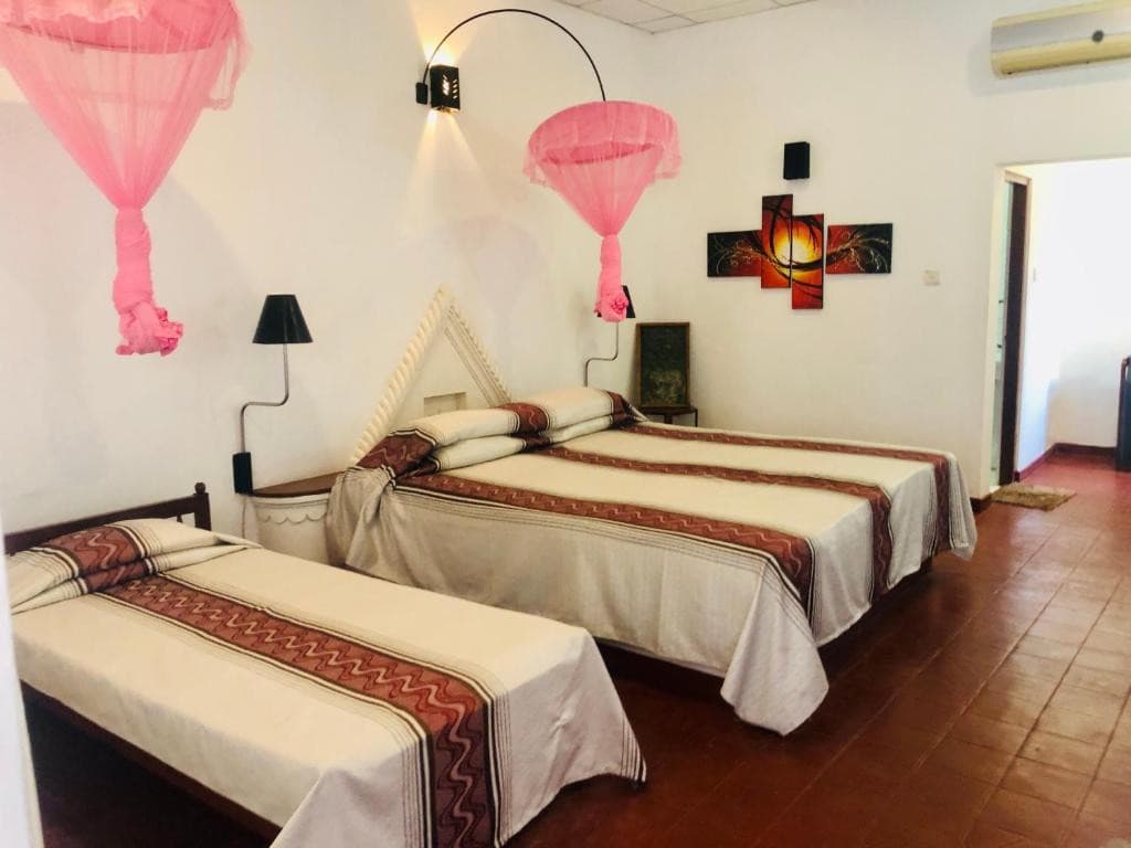 Hotel Hemadan