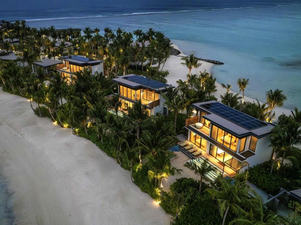 SO/ MALDIVES