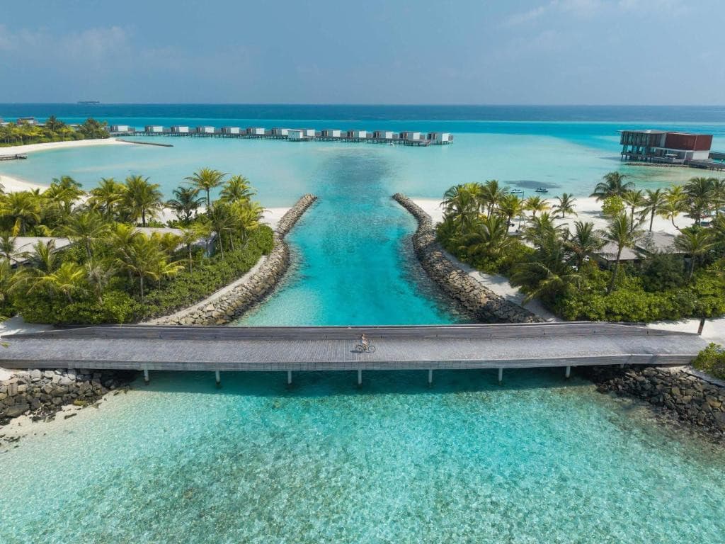 SO/ MALDIVES