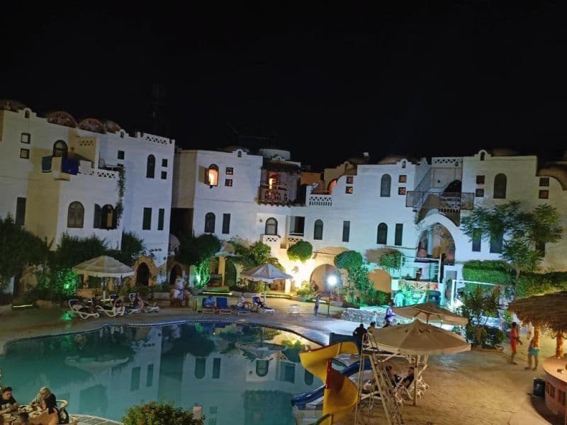 Amar Sina Hotel