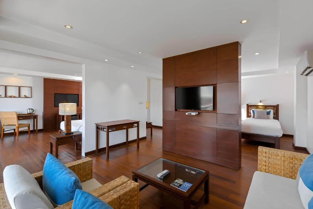 Baan Lai Mai Beach Resort