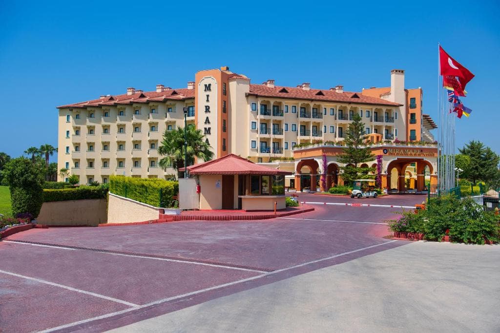 Miramare Queen Hotel