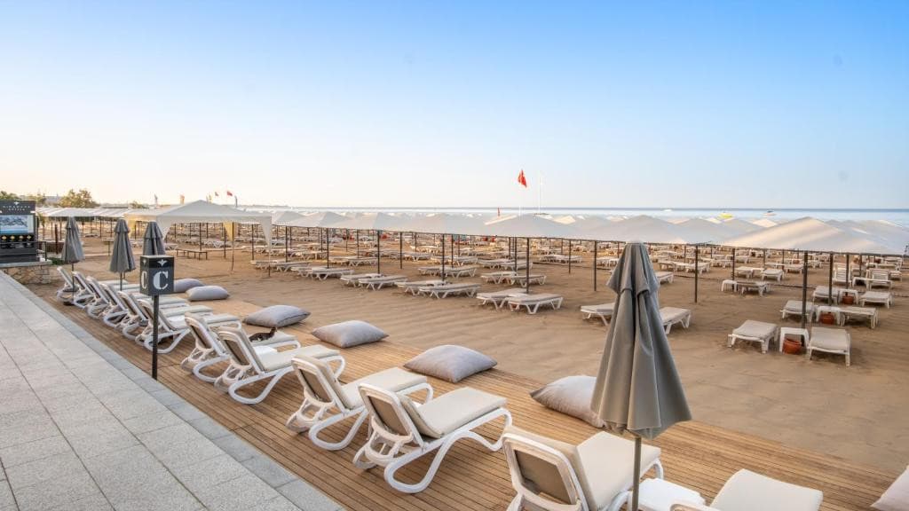 Miramare Queen Hotel