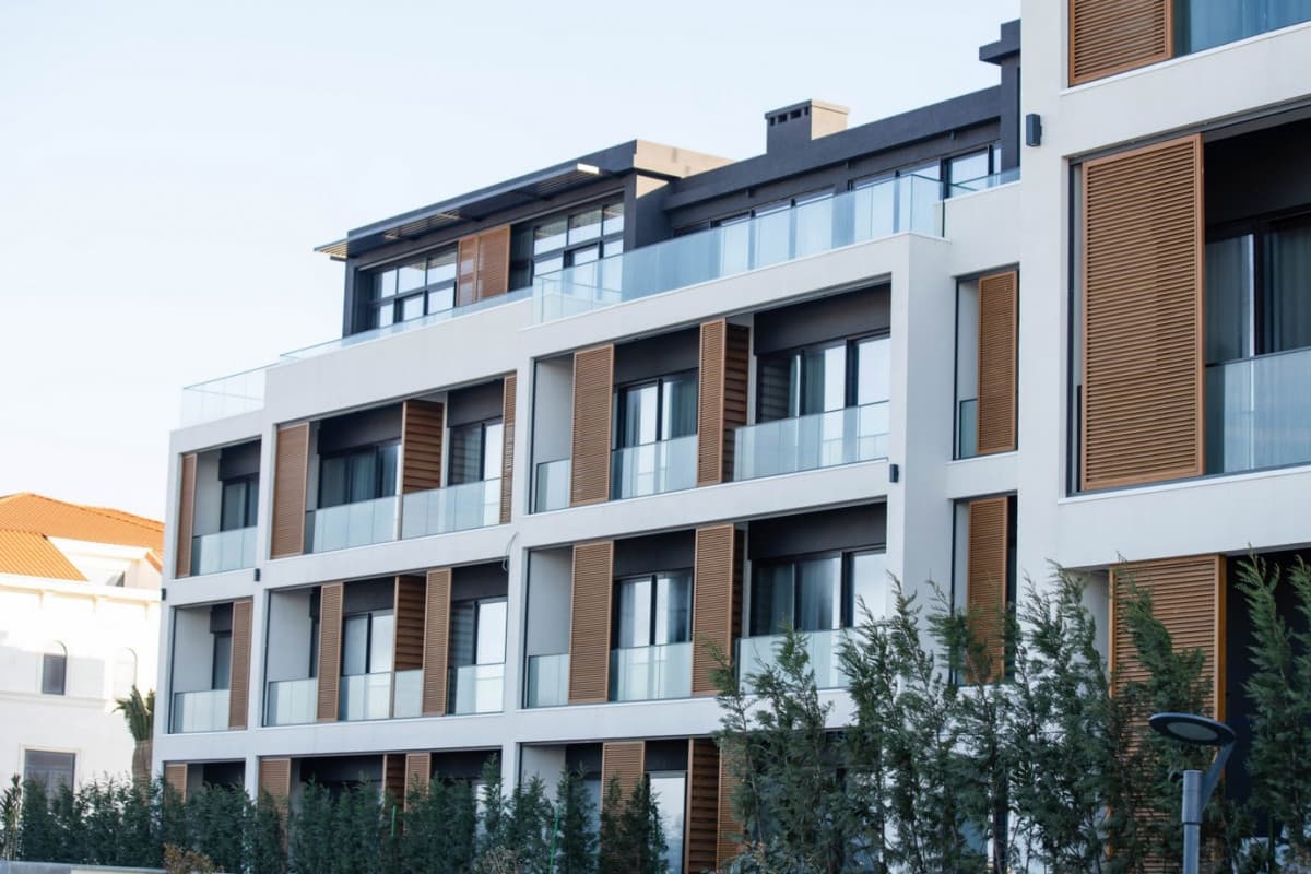 White Residences