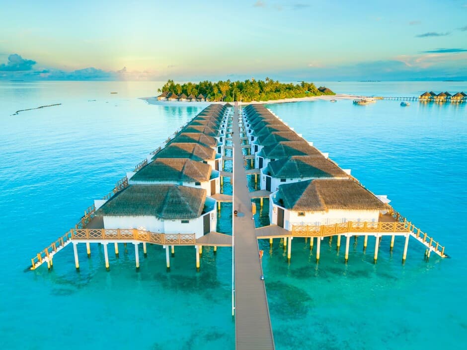 Angaga Island Resort & Spa