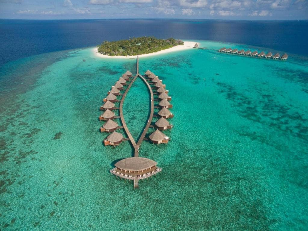 Angaga Island Resort & Spa