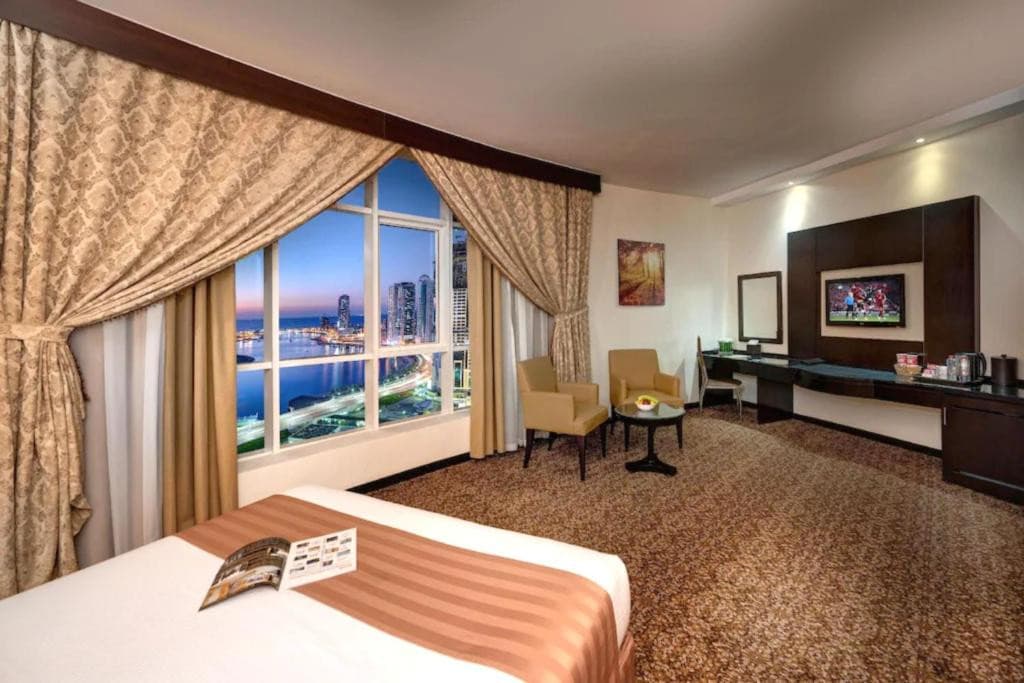 Aryana Hotel