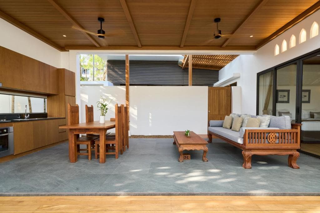 Malisa Villa Suites