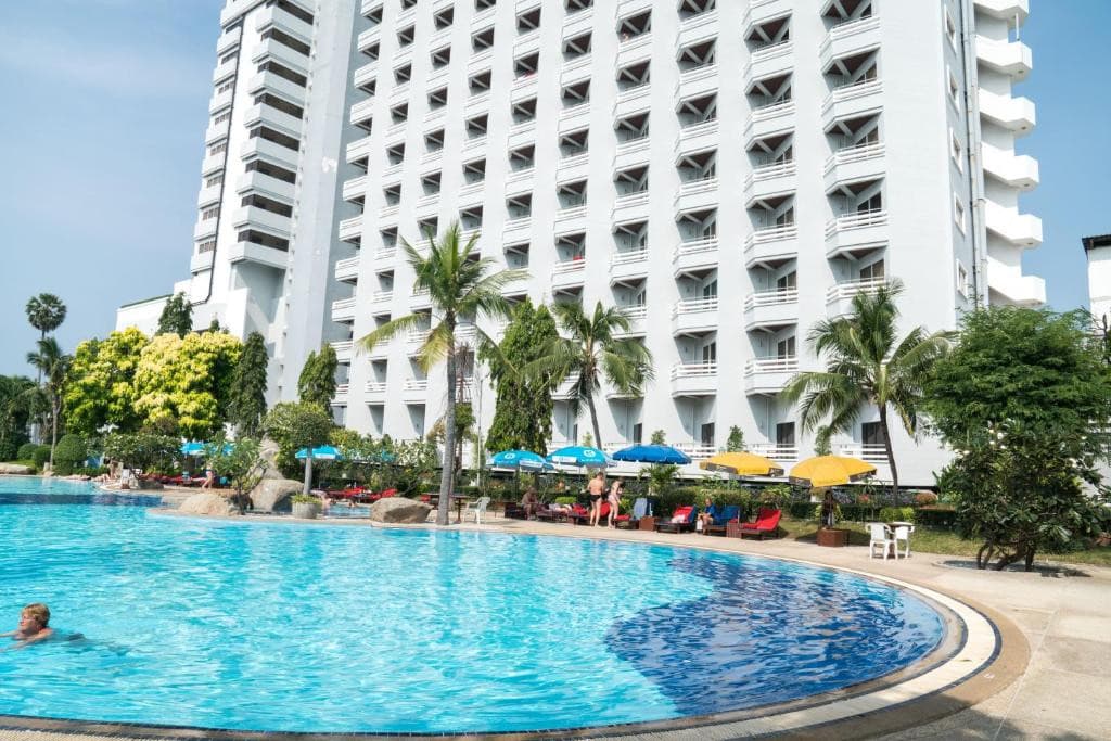 Grand Jomtien Palace Hotel