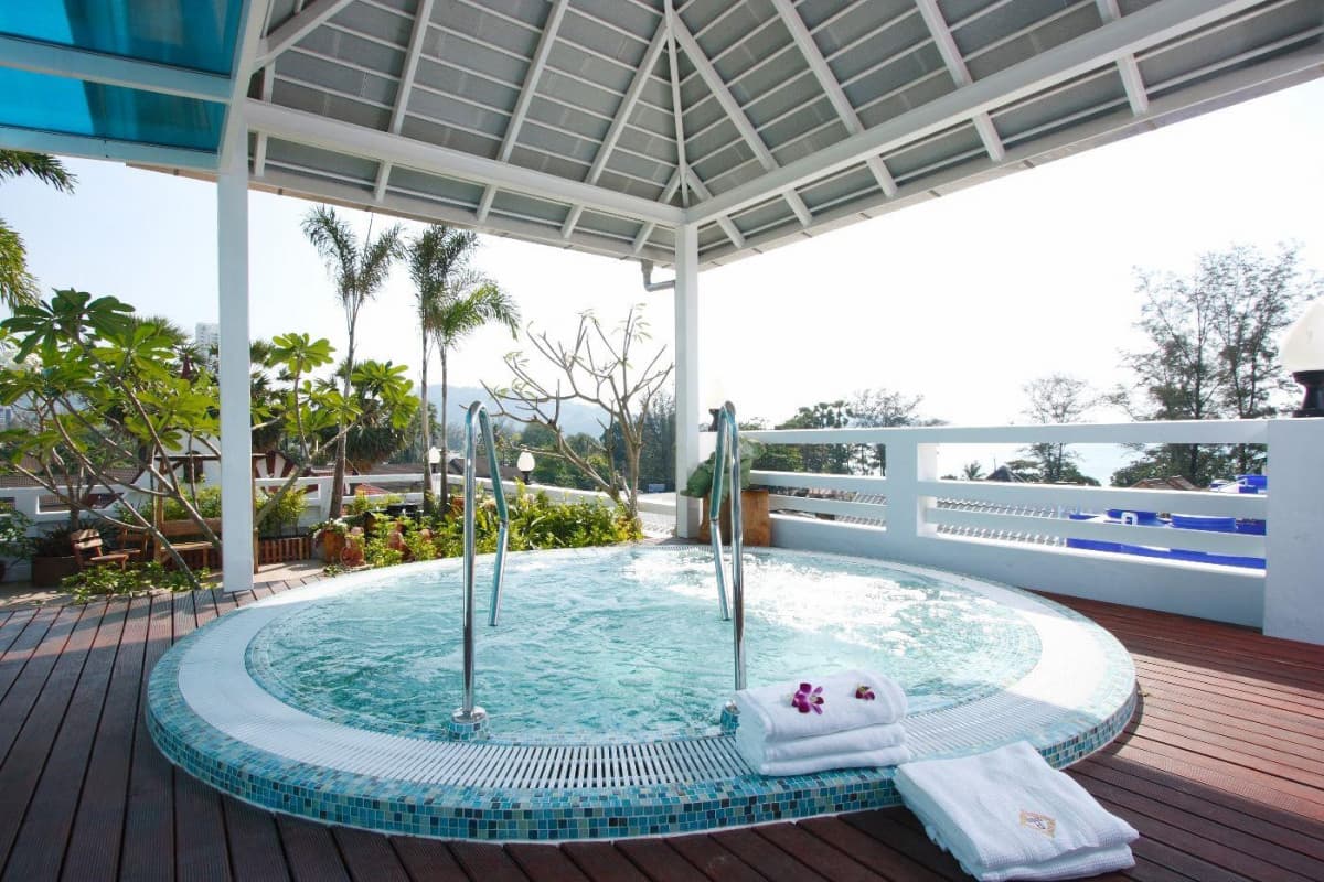 Rayaburi Hotel Patong