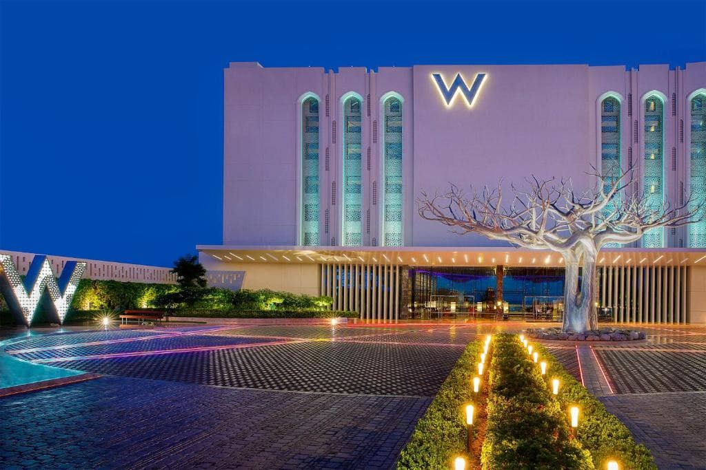 W MUSCAT