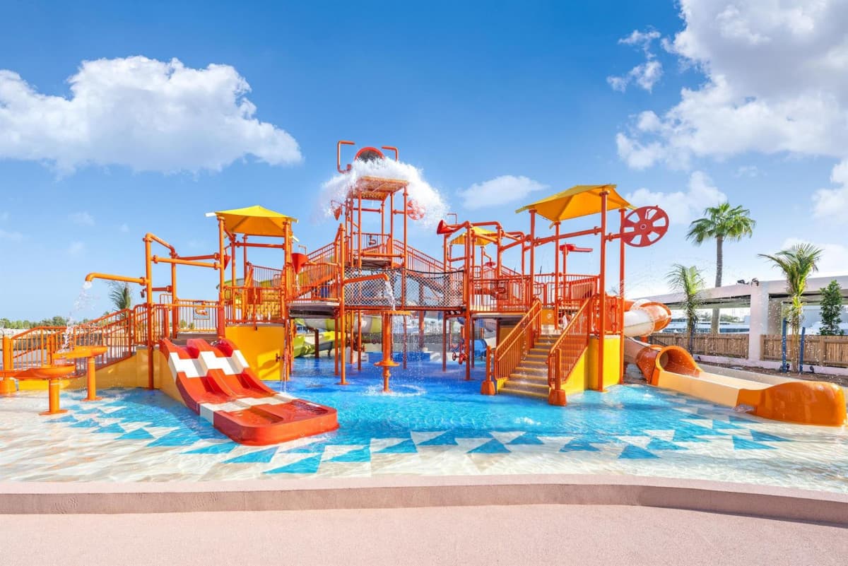 JA Beach Hotel (ex. Jebel Ali Beach Hotel)
