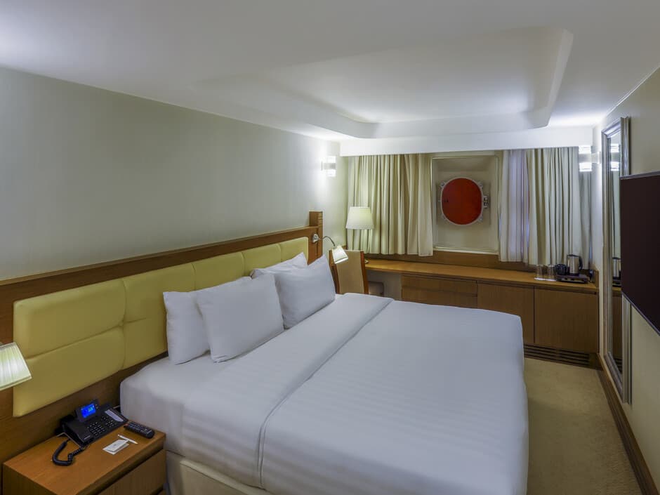 Queen Elizabeth 2 Hotel