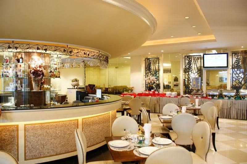 LK Royal Suite