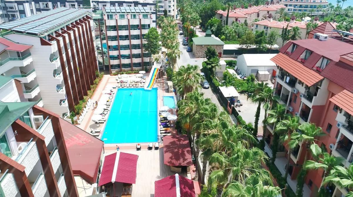 Club Tess Hotel