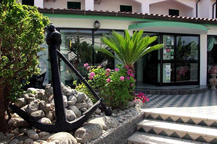 Marinella Hotel