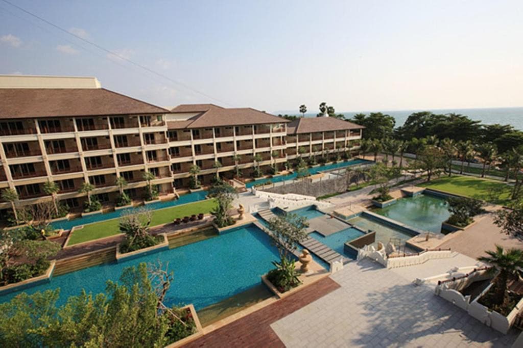HERITAGE PATTAYA BEACH RESORT (THE)