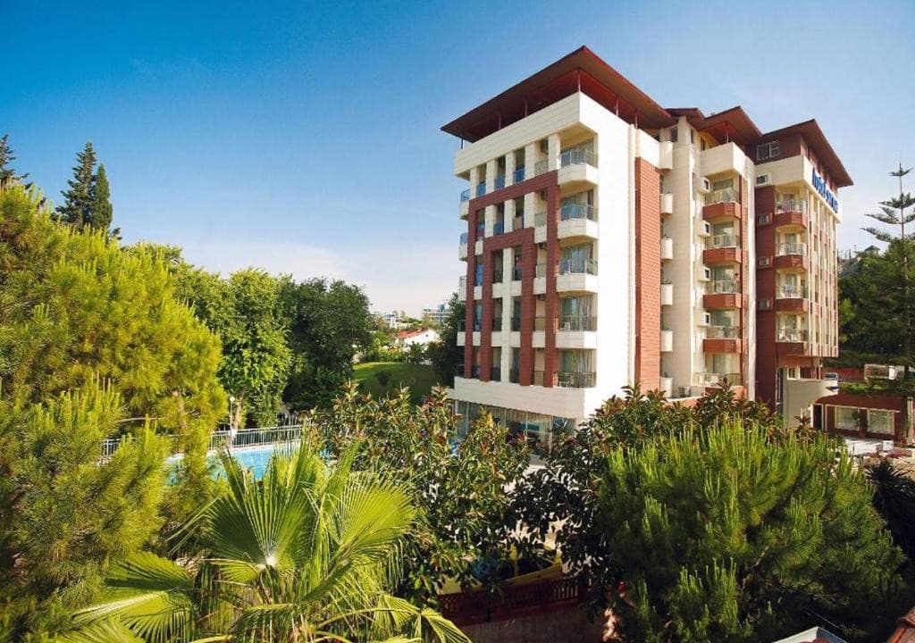 Sirma Hotel