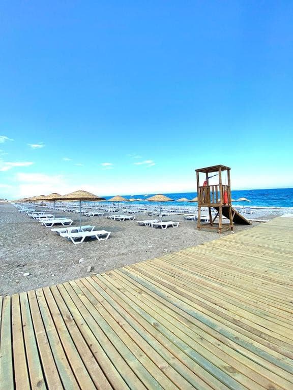 Istanbul Beach Hotel (ex. Blauhimmel Hotel)