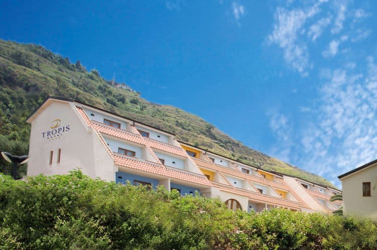 Tropis Hotel
