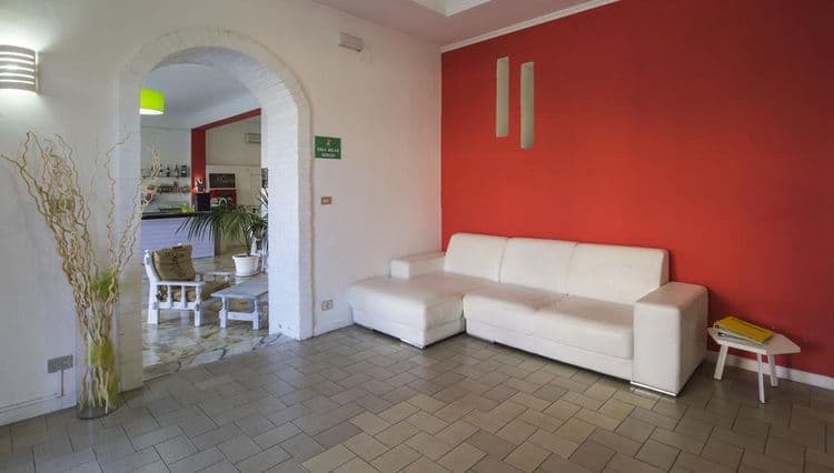 La Perla Hotel