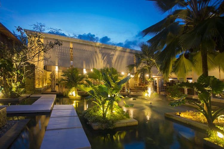 Dhevatara Beach Hotel