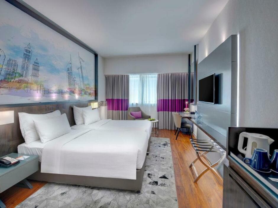 Howard Johnson Plaza By Wyndham Dubai