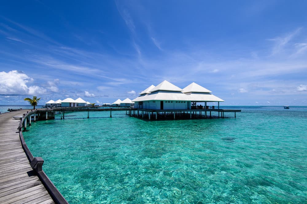 DIAMONDS THUDUFUSHI ISLAND