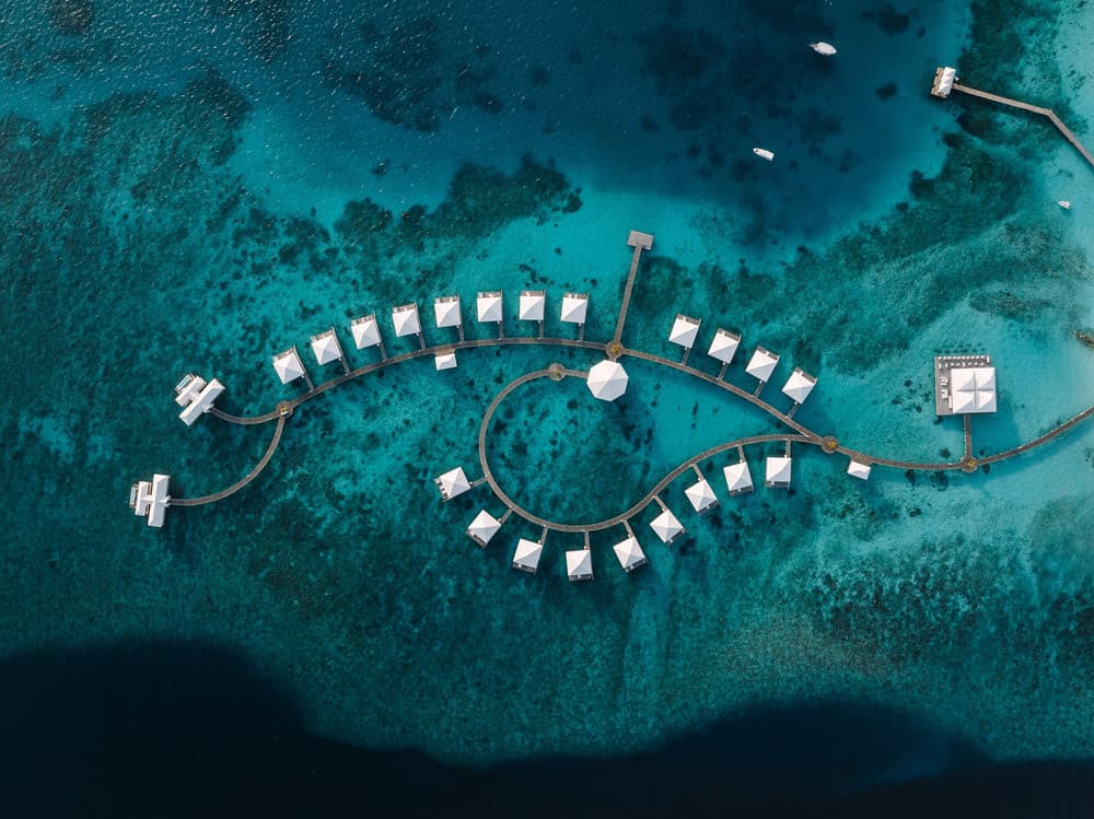 DIAMONDS THUDUFUSHI ISLAND