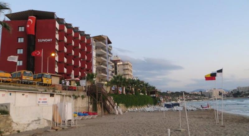 Sunday Beach Hotel