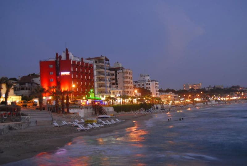 Sunday Beach Hotel