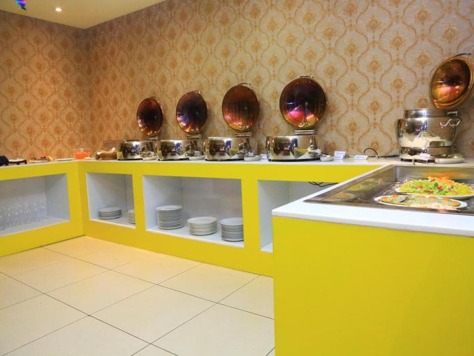 Sun & Sands Hotel