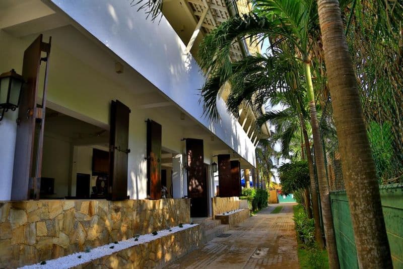 St. Lachlan Hotel & Suites