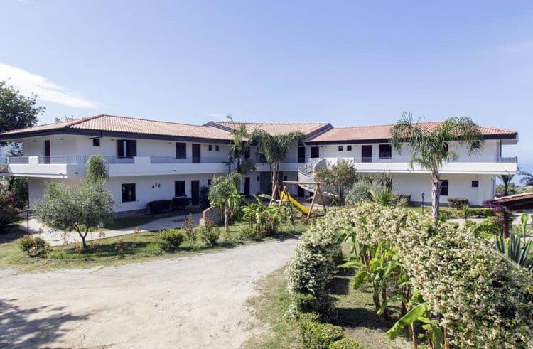 Luzia Agriresort