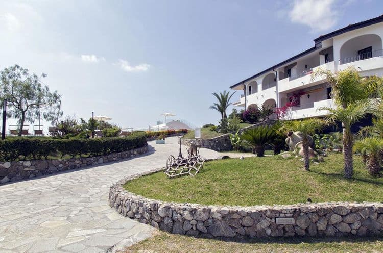 Luzia Agriresort