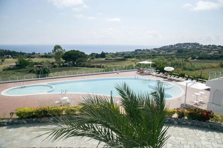 Luzia Agriresort