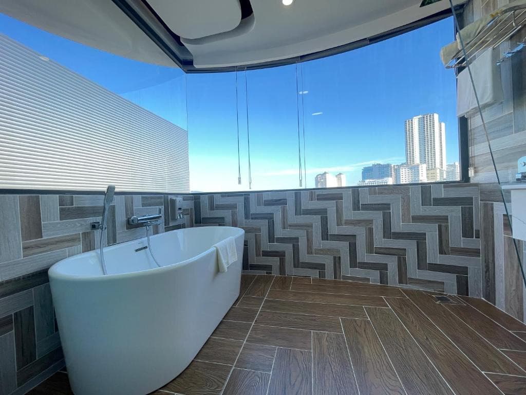 W Premium Hotel 4* - Nha Trang