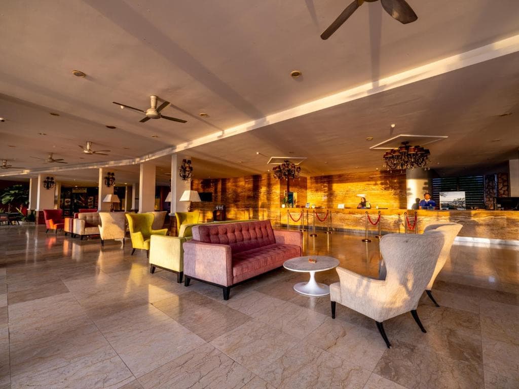 Dayang Bay Resort