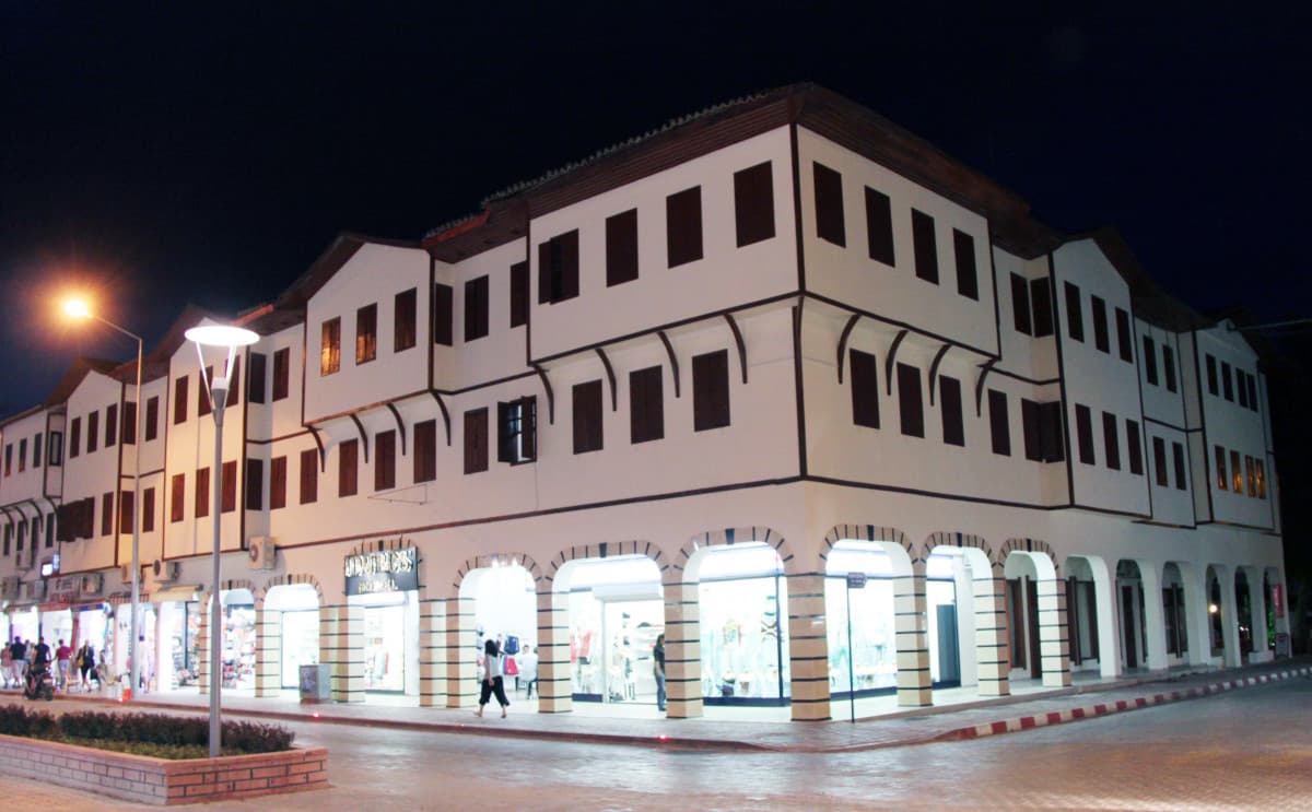 Idyros Hotel
