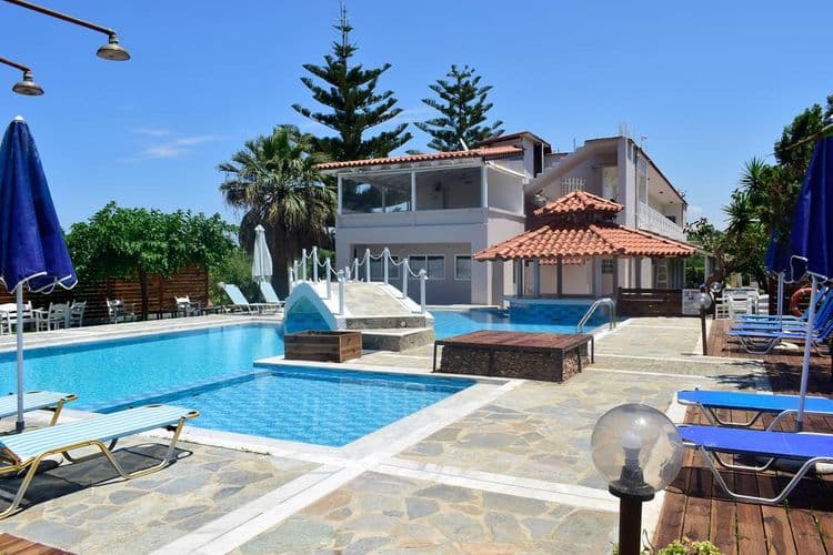 Dias Apartments