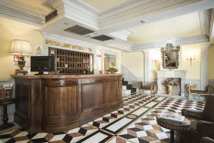 Donatello Hotel